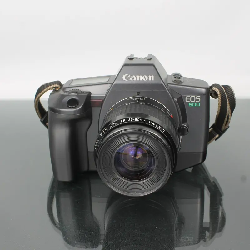 Canon EOS 600 + EF 35-80mm 1
