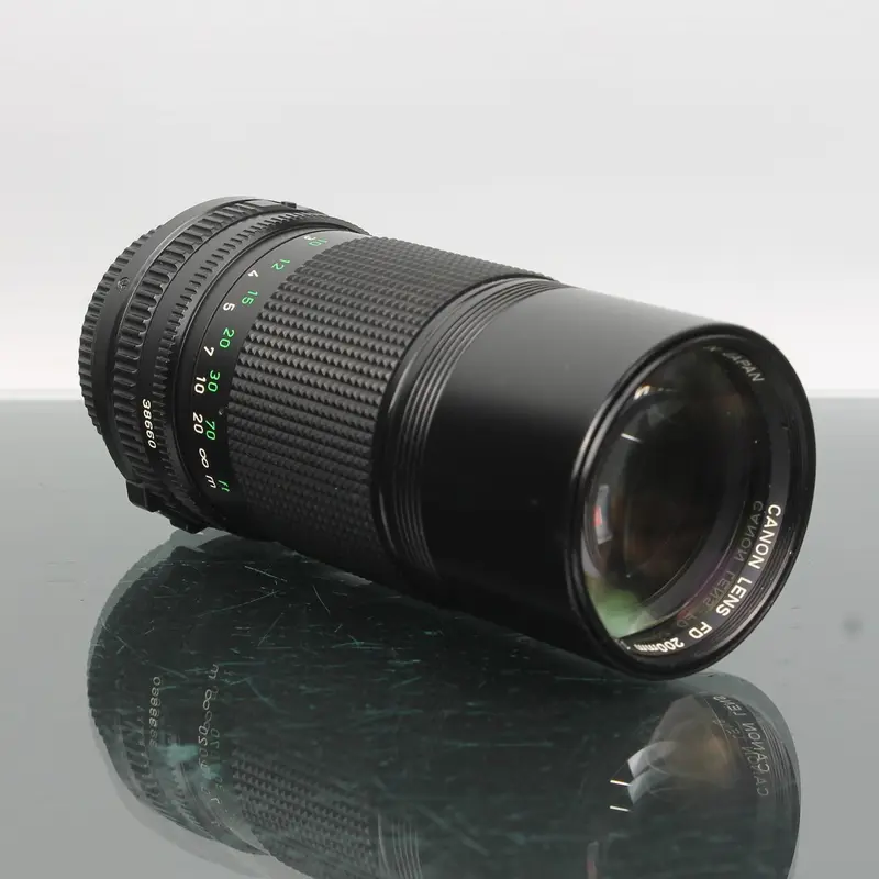 Canon FD 200mm 1