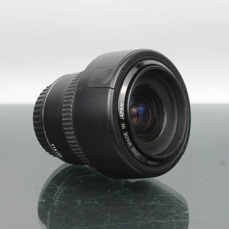 Canon Zoom Lens EF 28-70mm 1