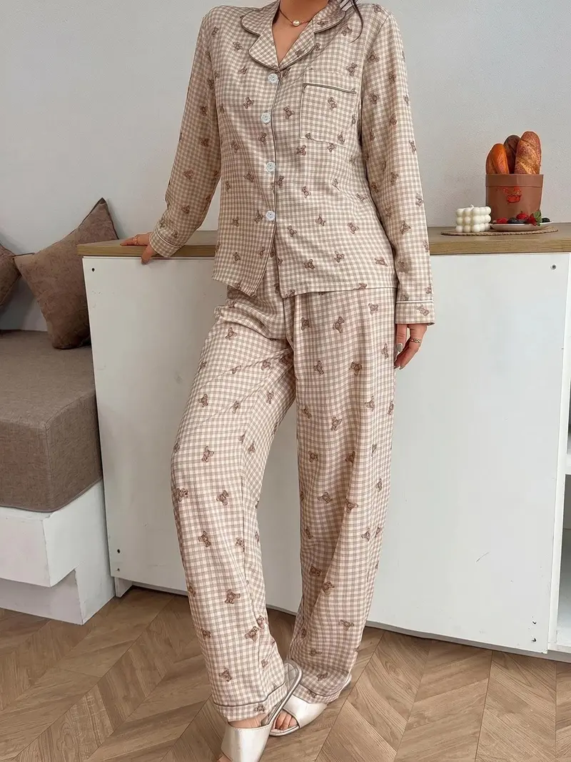 Damespyjama 2-delig – Geruit met Teddybeerprint en Lange Broek