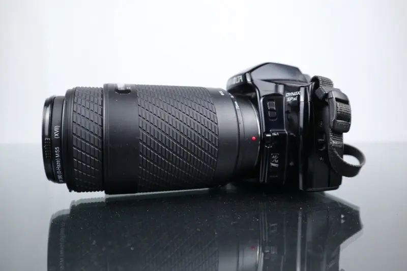 Minolta Dynax SPxi + Exakta 75-300mm f/4-5.6