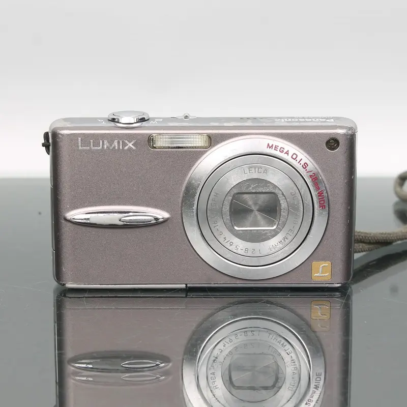 Panasonic Lumix DMC-FX30