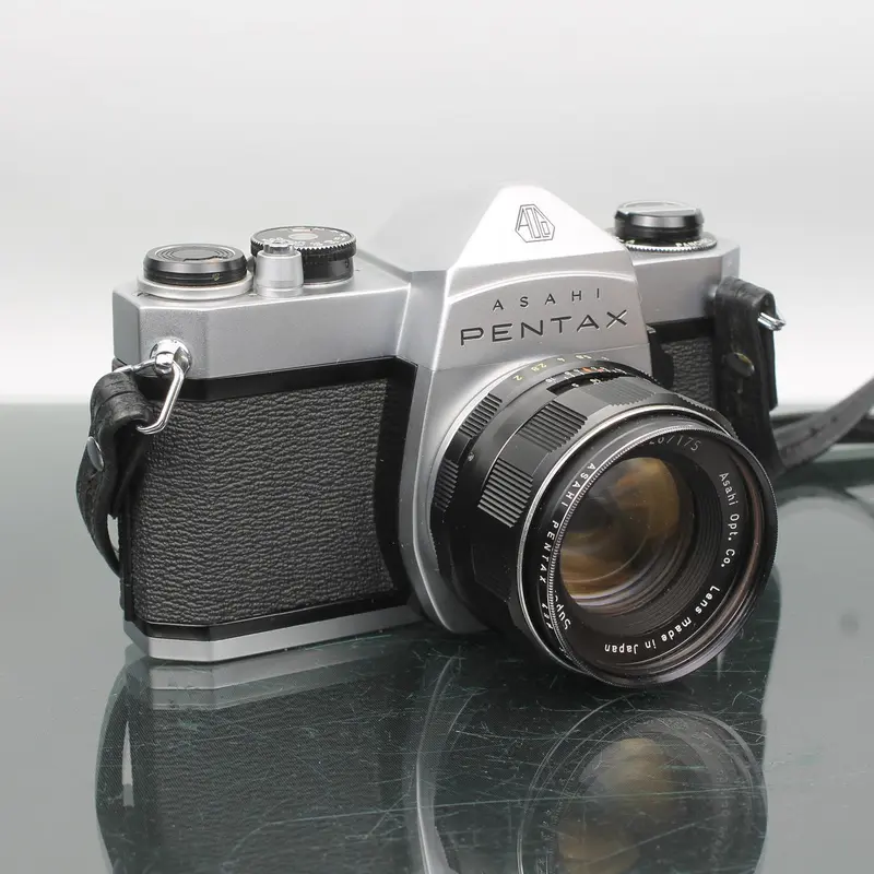 Pentax SP 500 + Super Takumar 55mm f/2