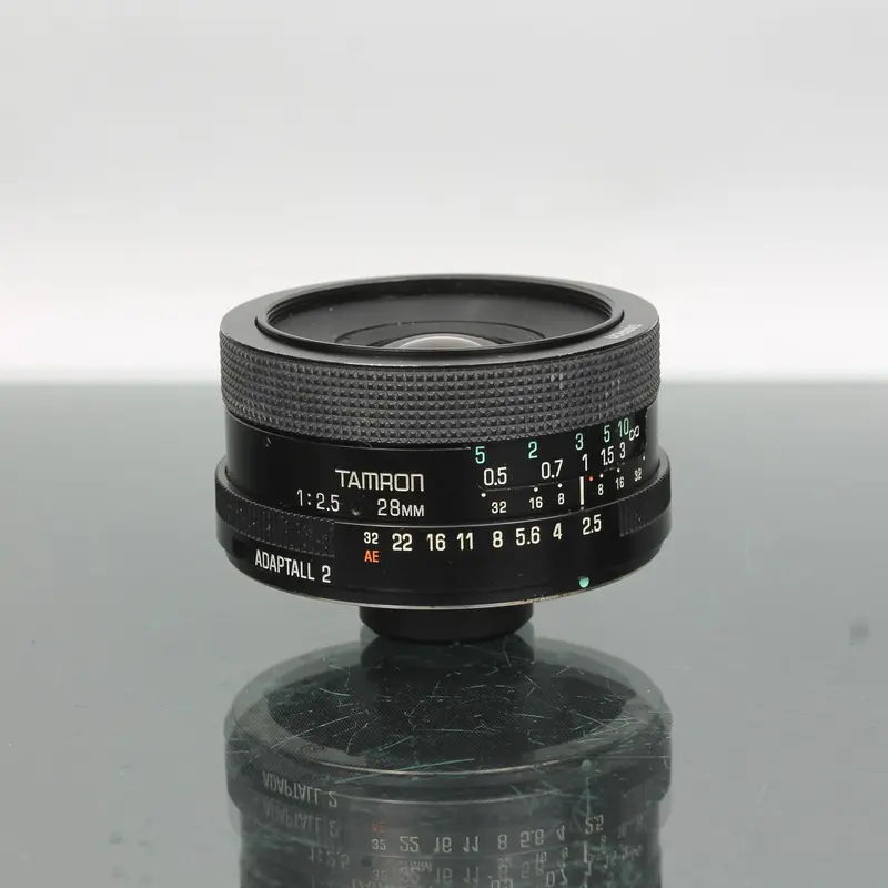 Tamron 28mm f/2.5